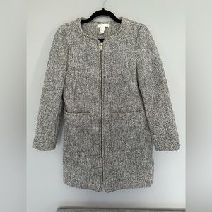 Gray and White H&M Jacket Size 8